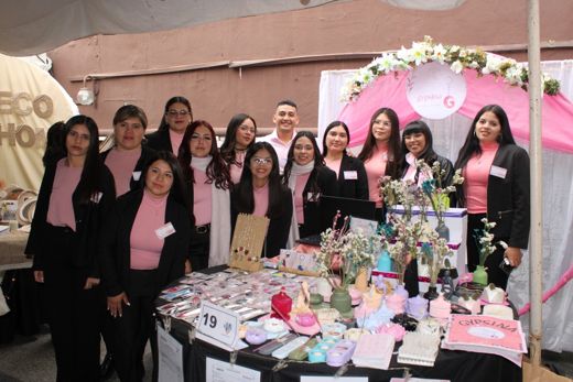Foto 42 de la galería de alumnos de las tecnicaturas del ICE