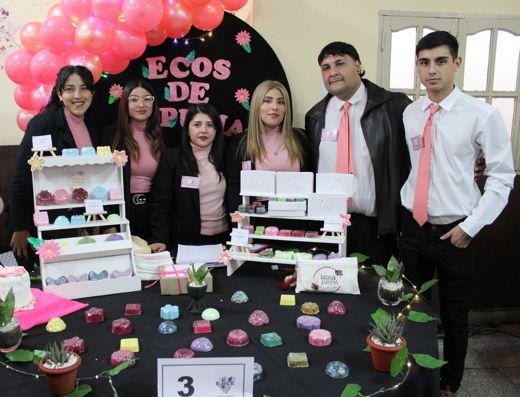 Foto 54 de la galería de alumnos de las tecnicaturas del ICE