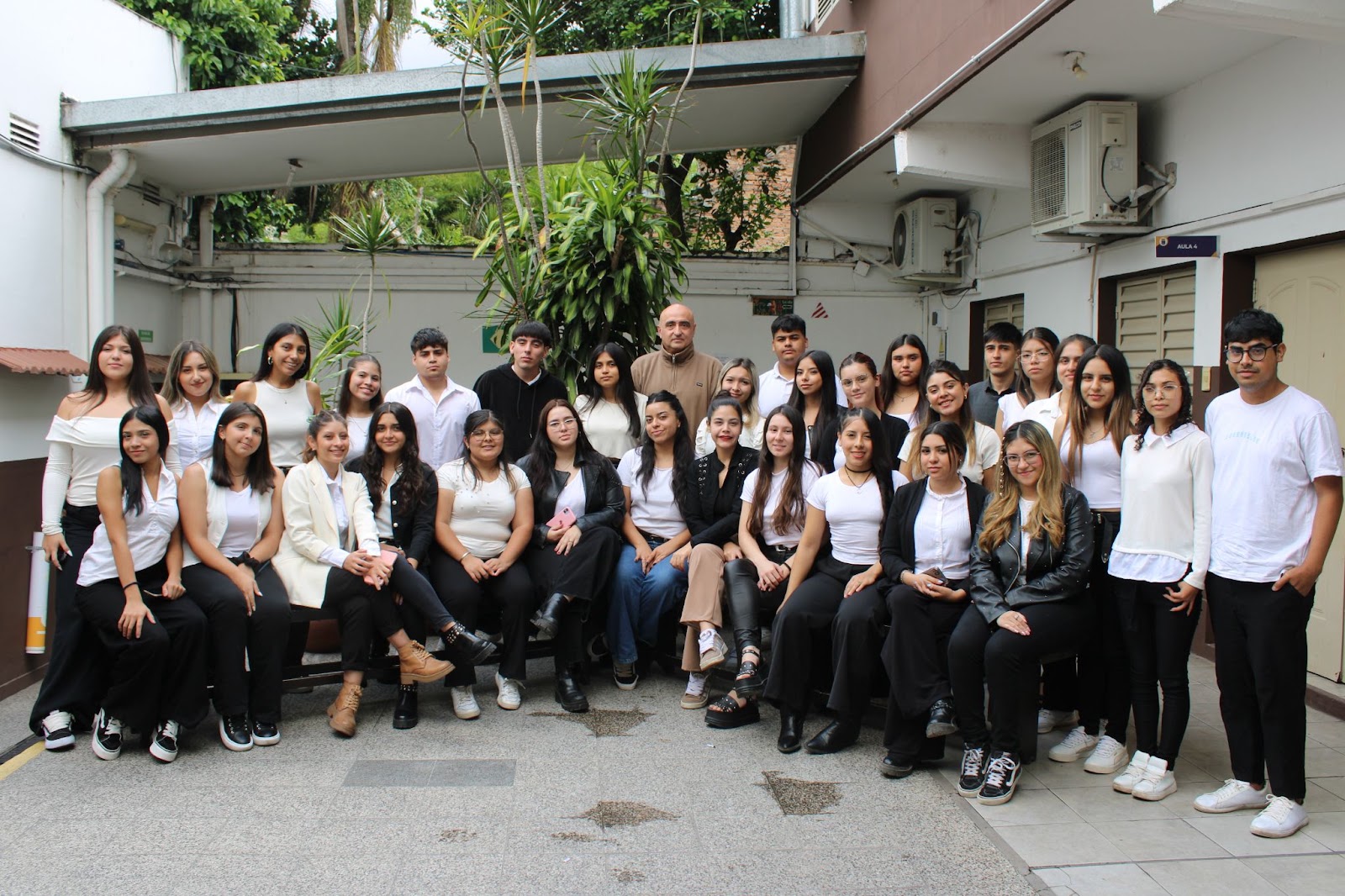 Foto 10 de la novedad: ¡Damos la bienvenida a más de 1000 estudiantes en ICE! Fecha