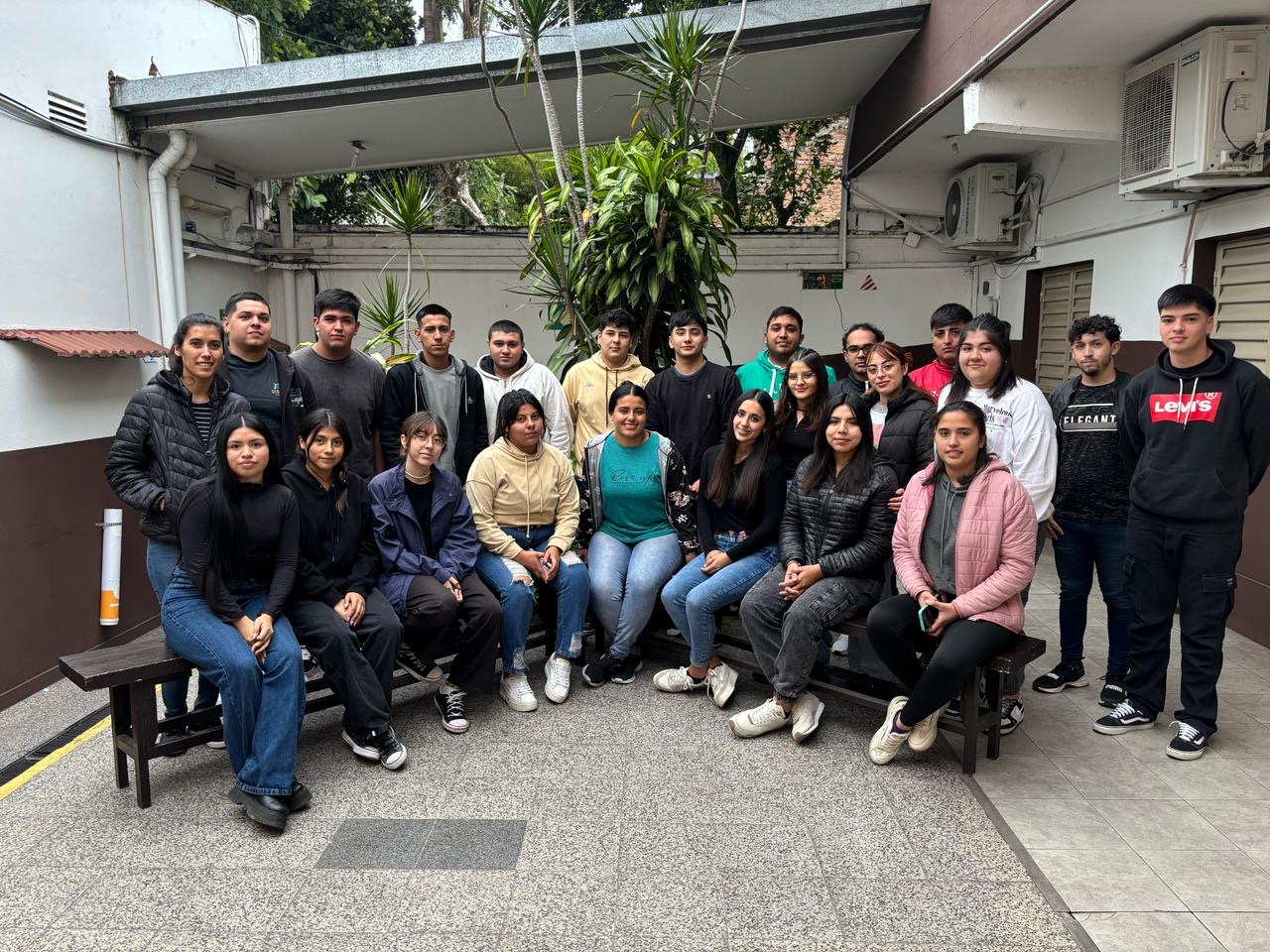 Foto 7 de la novedad: ¡Damos la bienvenida a más de 1000 estudiantes en ICE! Fecha