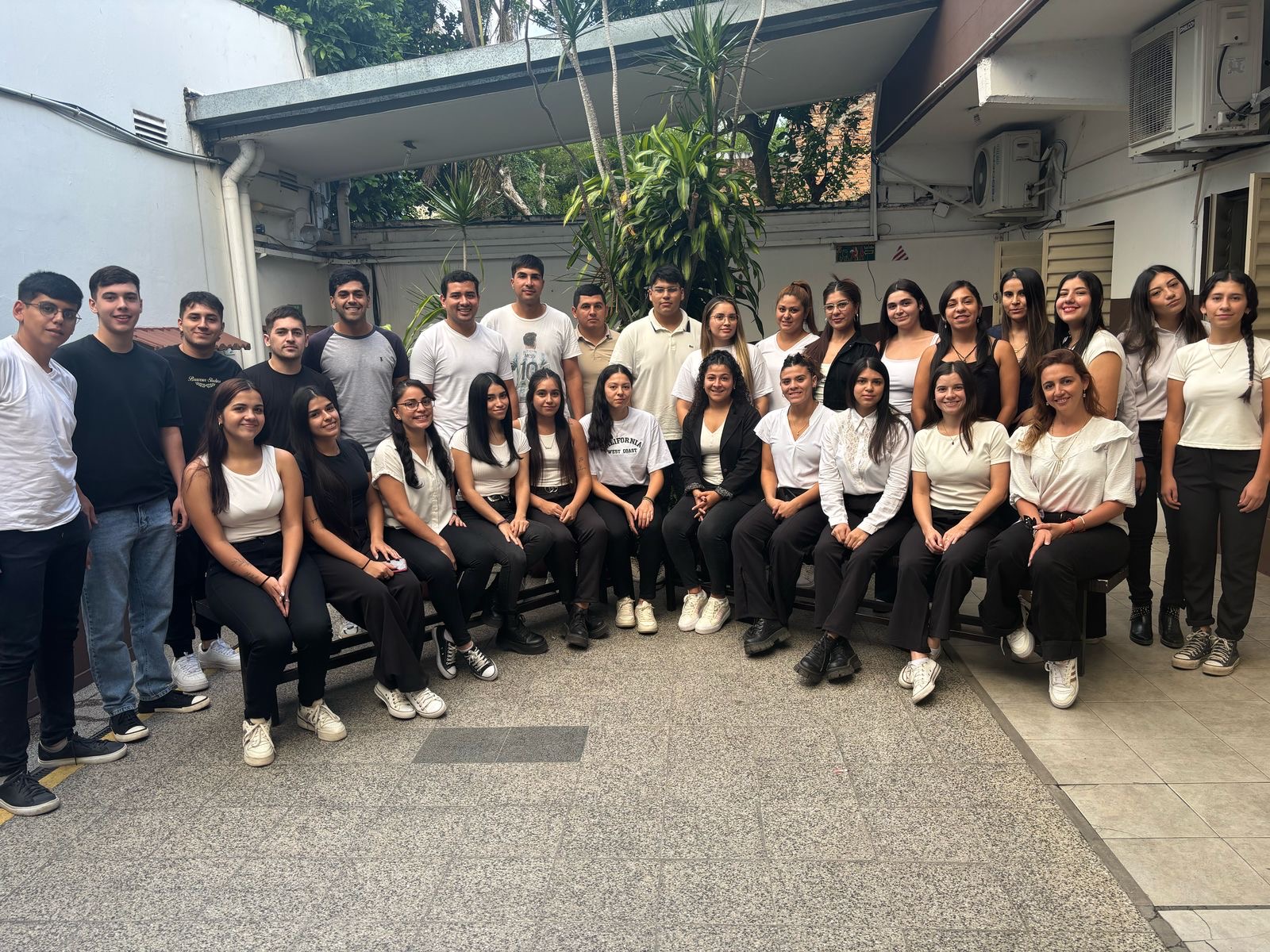 Foto 8 de la novedad: ¡Damos la bienvenida a más de 1000 estudiantes en ICE! Fecha